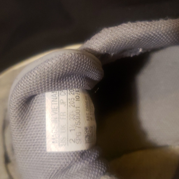 ADIDAS - Picture 4 of 4